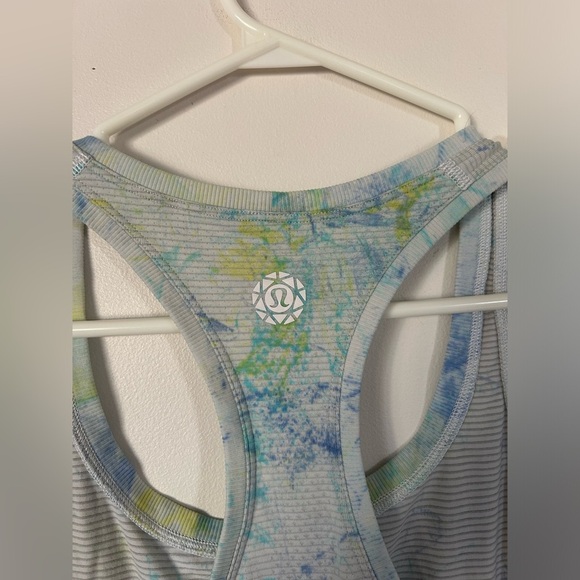 RARE Lululemon Seawheeze 2019 Half-Marathon Swiftly Racerback Tank Tie Dye 10 - Picture 7 of 7